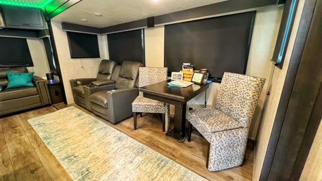 Luxury Glamping Near Idaho Event Center In Nampaアパートメント エクステリア 写真